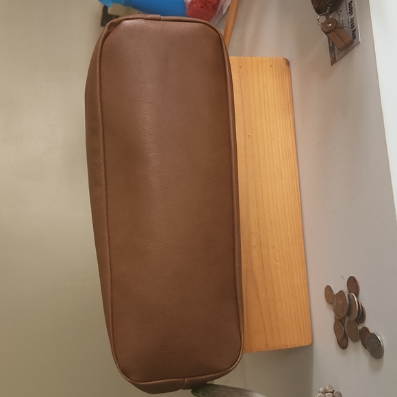 Relic Handbag and Wallet - Picture 6 of 6